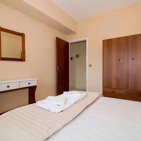 Appartement # Sea View Georgia Apartment# Gythio